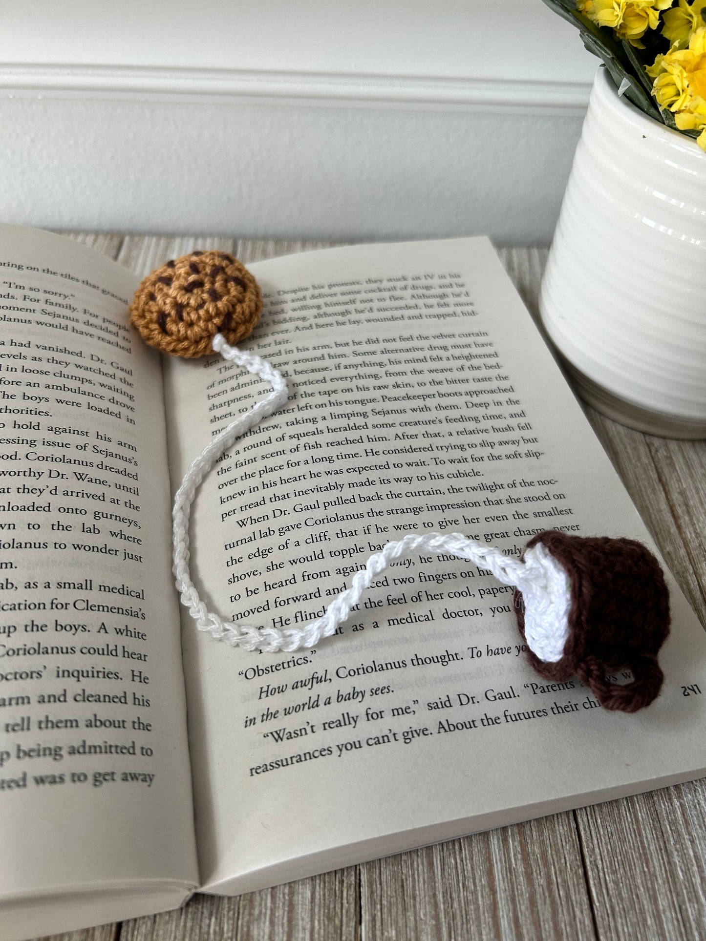 Bookmark Cookie and Drink in a Mug